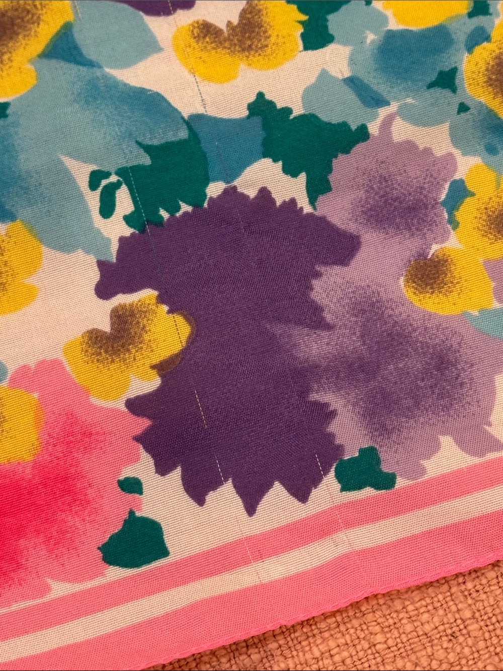 Vintage Italian Scarf - long and narrow Floral print - Picture 12 of 16